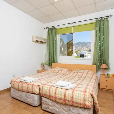 Sotiroula Villa Kato Yialia