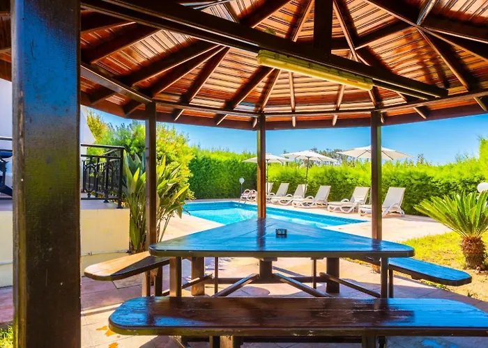 ヴィラ Sotiroula *